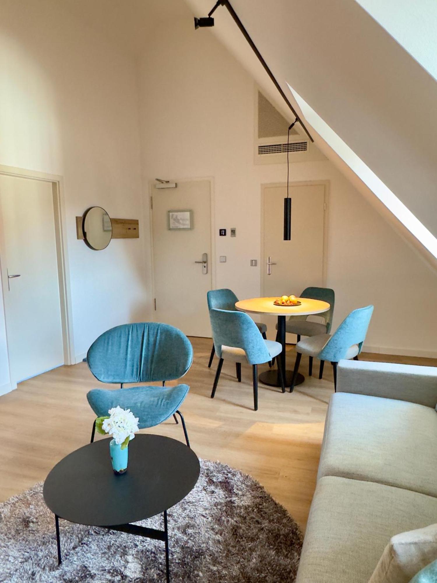 Living & Serviced Apartments By Blauer Wolf 군젠하우젠 외부 사진